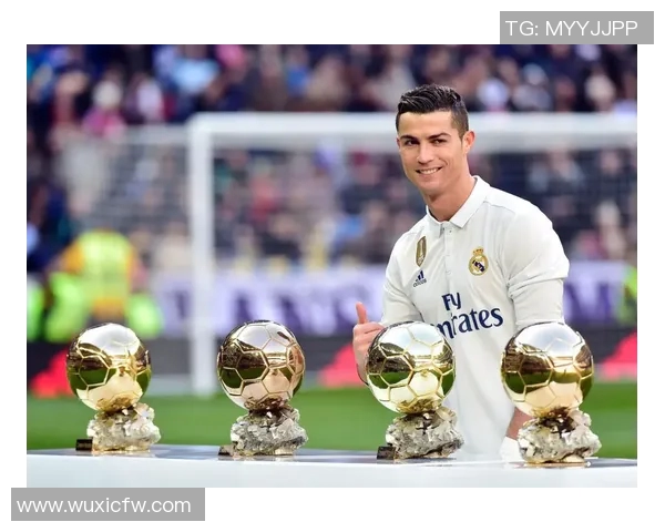 皇马强硬拒绝曼联9000万欧元转会报价,维尼修斯成焦点 皇马强硬拒绝曼联9000万欧元转会报价,维尼修斯成焦点